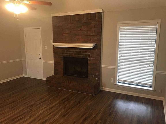3rd image of 4769 Stoney Hill Dr