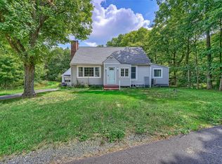 33 Hudson Rd, Washingtonville, NY 10992