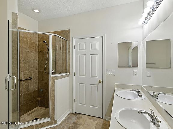 5th image of 3112 LITCHFIELD Drive