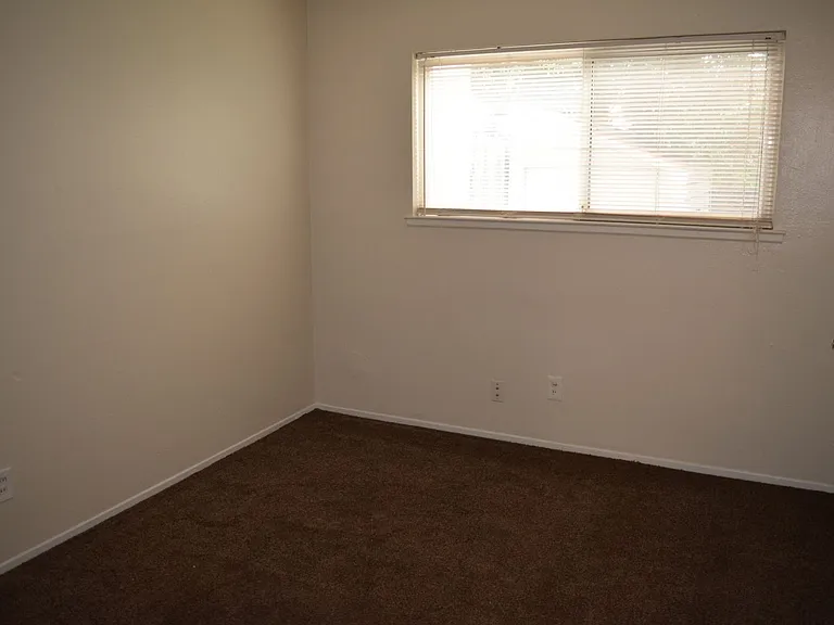 6049 Northcrest Cir #3 — Photo 14