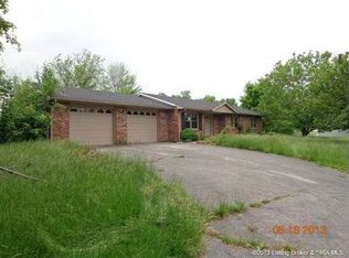 2118 E State Road 256, Austin, IN 47102