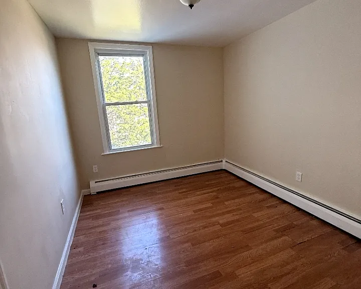 342 Myrtle Ave #2L — Photo 2