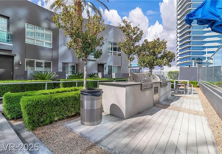 4525 Dean Martin Dr #3207 — Photo 12