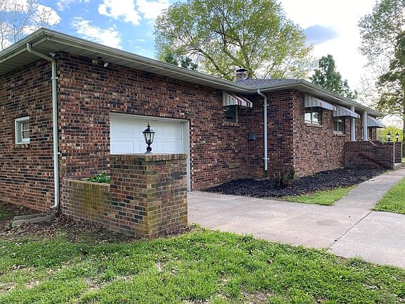 2nd image of 1598 W State Highway 248