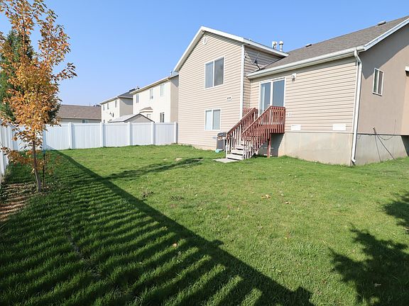 4th image of 347 W Lakeview Dr