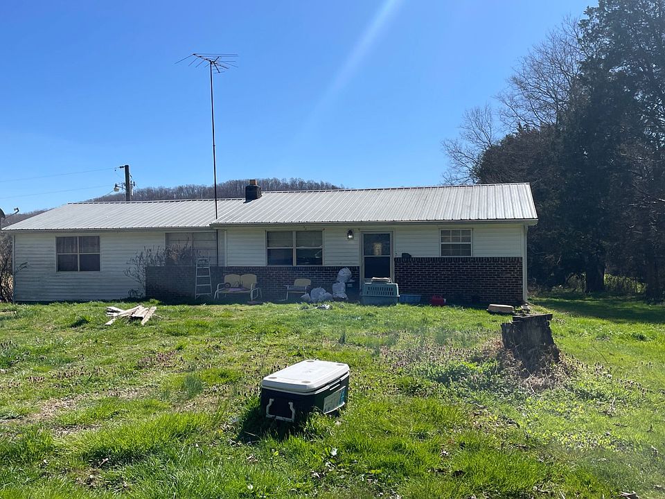 2nd image of 476 County Road 225