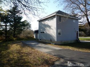 866 Kenduskeag Ave #1, Bangor, ME 04401