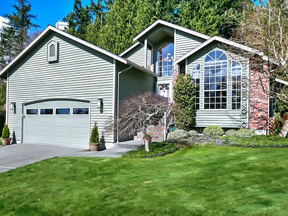5th image of 22118 NE 11th Pl