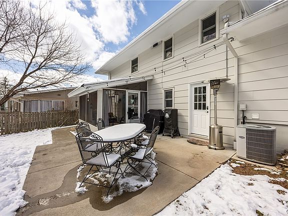4th image of 4880 Candy Ln