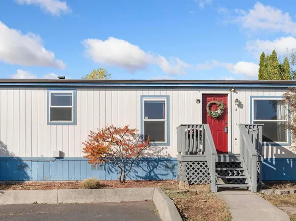 255 NW Golden Hills Dr Space 4, Pullman, WA 99163