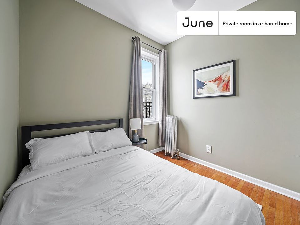 1st image of 327 E 22nd St #B