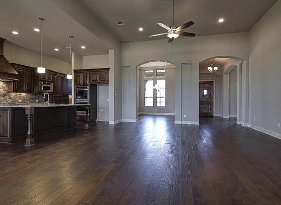 4th image of 2804 Crystal Falls Pkwy