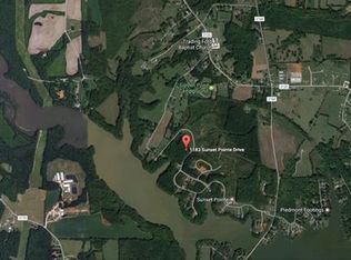 1183 Sunset Pointe Dr, Salisbury, NC 28146