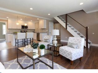 40 Plumtree Rd, Levittown, PA 19056