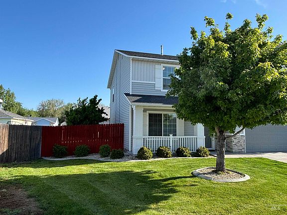 3rd image of 138 NE Malad Ct