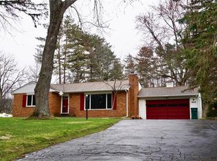 934 Boughton Hill Rd, Victor, NY 14564