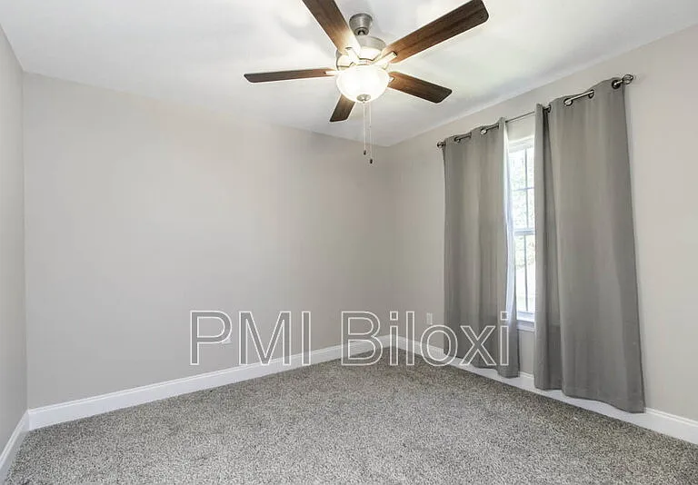 16982 W Landon Green Dr — Photo 39