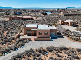 28 Piedra Vista Rd, El Prado, NM 87529