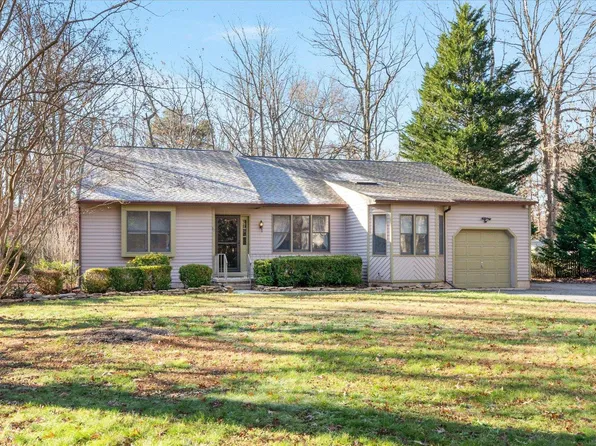 12 Whippoorwill Dr, Woodbine, NJ 08270