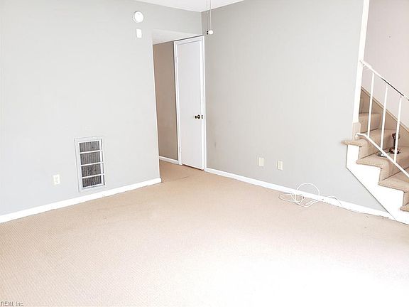 5th image of 2246 Elon Dr