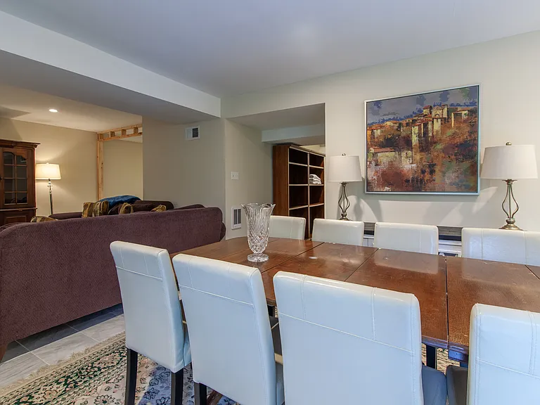 6034 Chesterbrook Rd #B — Photo 23