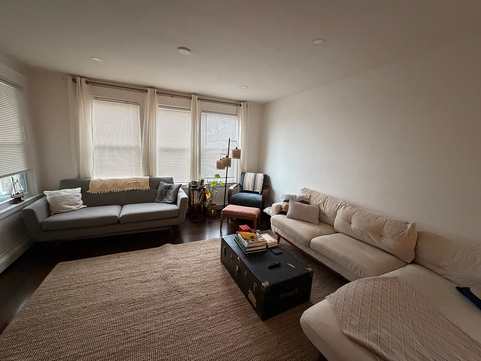 2 bed, 1188 sqft, $1,350 — Photo 2