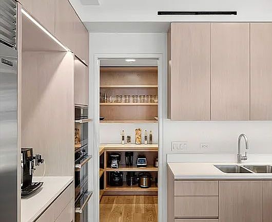 4th image of 11 W 30th St APT 9R