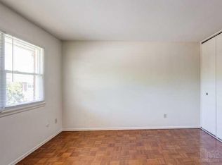 34 Theroux Ct #2F, Chicopee, MA 01020