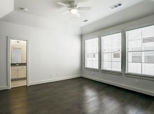 9432 Kerrwood Ln, Houston, TX 77080