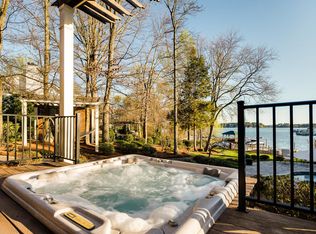 16922 Green Dolphin Ln, Cornelius, NC 28031