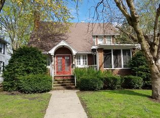 908 6th Ave, Sterling, IL 61081