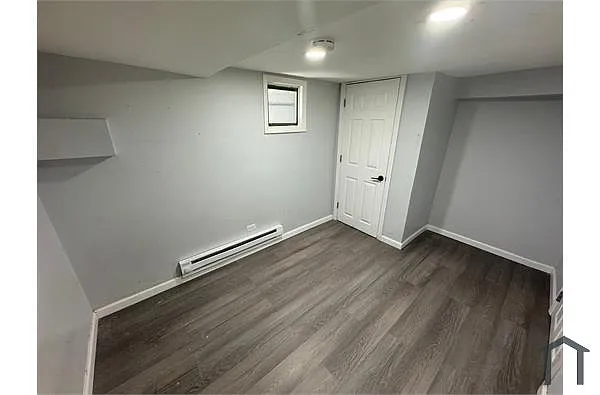 Building Photo - 46 Hawkins St #B