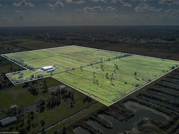 3rd image of 50 Rosebud Ln