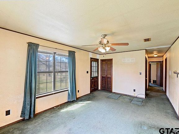 5th image of 20081 Red Oak Dr