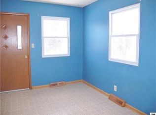 1409 E Central Cir, Olathe, KS 66061