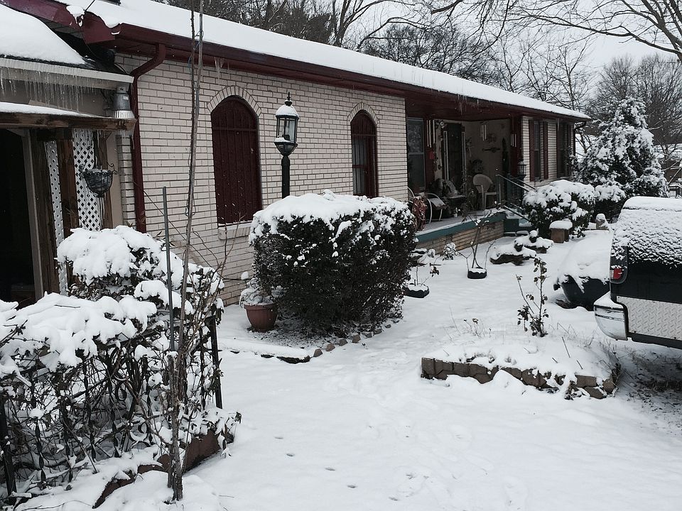 1st image of 115 Elk Ave