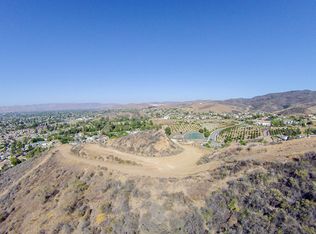 699 Muirfield Ave, Simi Valley, CA 93064