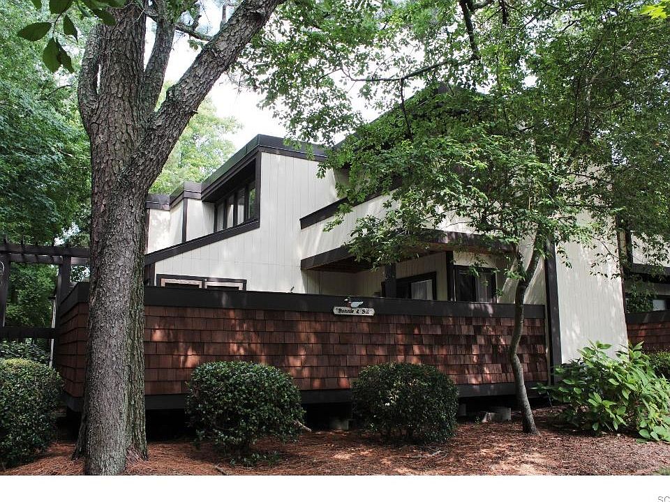 1st image of 806 Wimbleton Ct #806