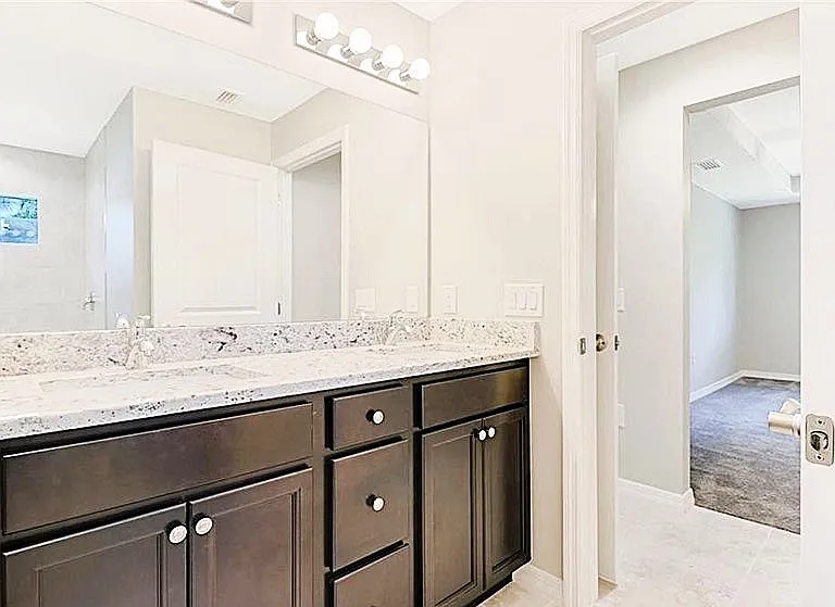 347 Pinehurst Ave — Photo 7