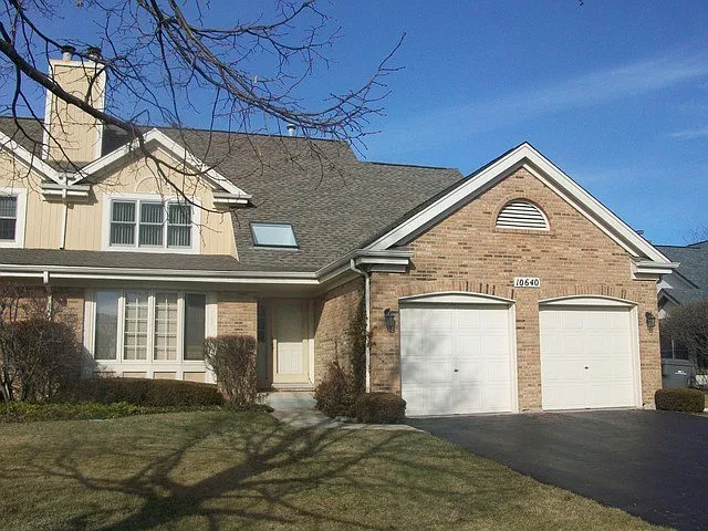 10640 Hollow Tree Rd photo 1