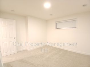 5098 Rivers Edge Way NW, Edmonton, AB T6M1P9