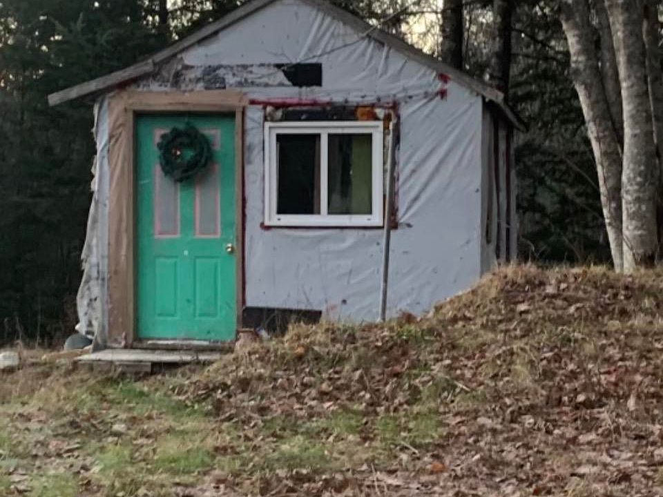 2nd image of 284 Whiteburne Rd W