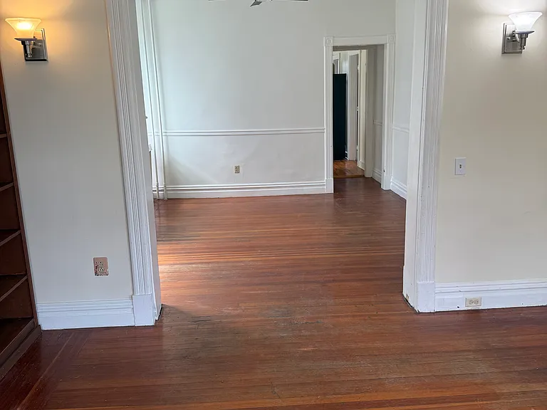 2363 Burdett Ave #1 — Photo 5
