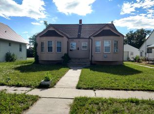 2518 E A St, Torrington, WY 82240