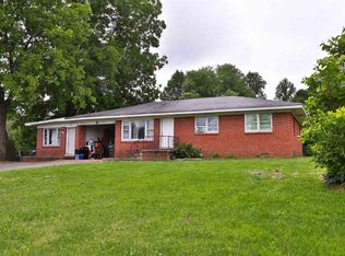 648 Evergreen St, Dresden, TN 38225