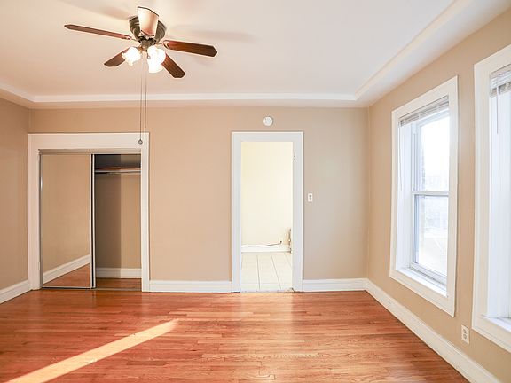 3rd image of 5019 N Damen Ave #9