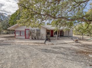 284 Large Ln, Leakey, TX 78873