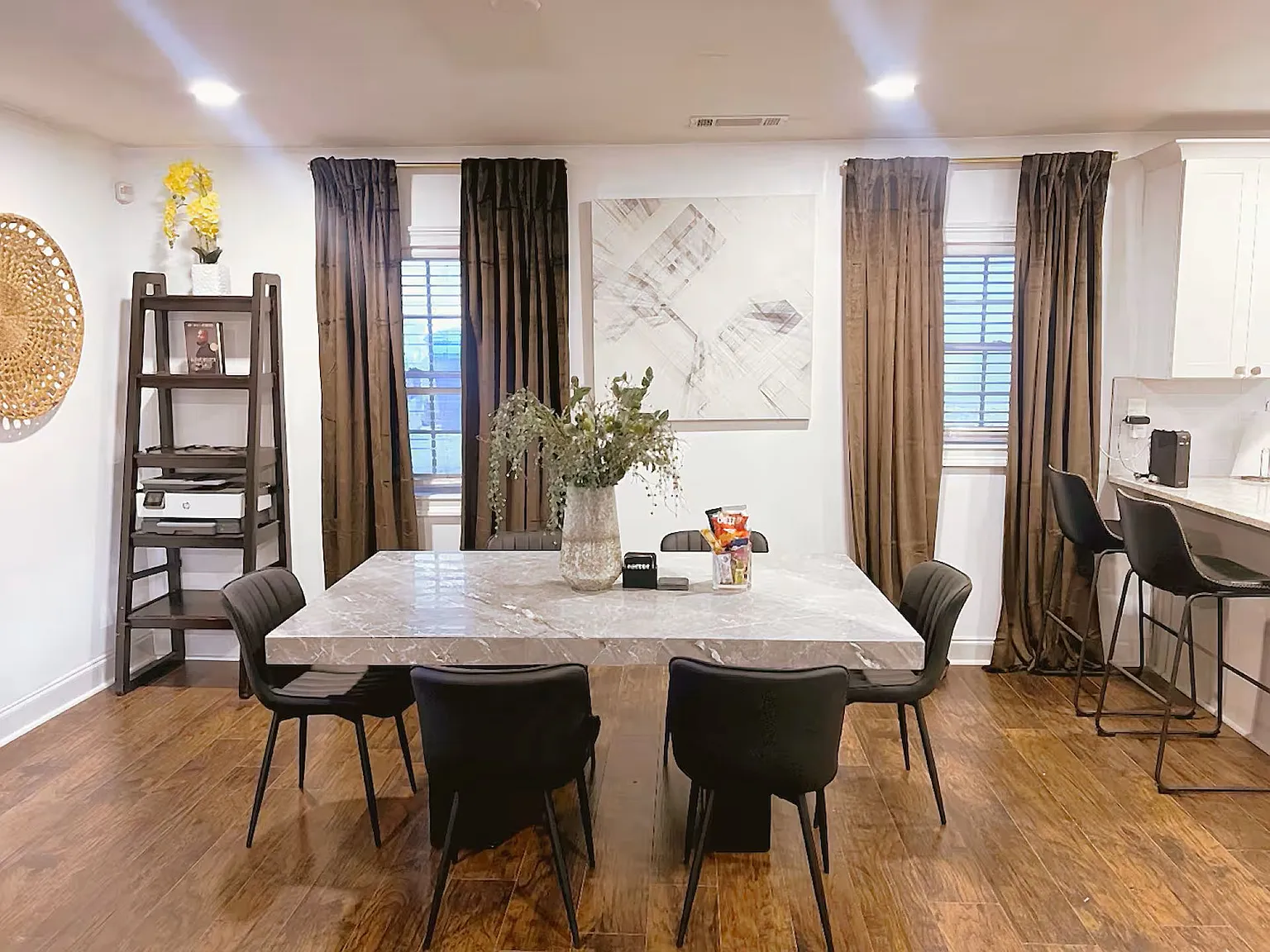 3 bed, 1500 sqft, $850 — Photo 4