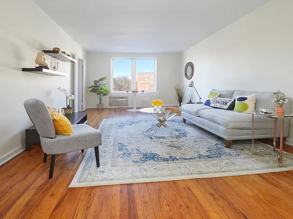 131 74th St APT 3B, Brooklyn, NY 11209