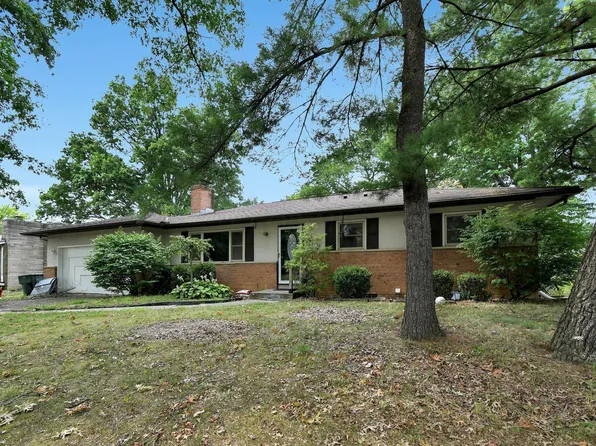 5630 Oakmont Dr, Columbus, OH 43232